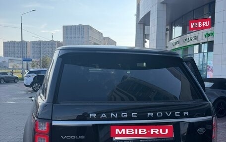 Land Rover Range Rover IV рестайлинг, 2014 год, 3 580 000 рублей, 2 фотография