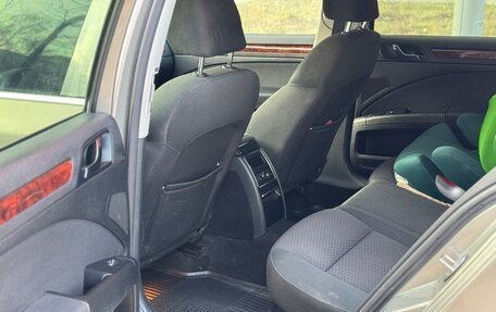 Skoda Superb III рестайлинг, 2009 год, 750 000 рублей, 6 фотография