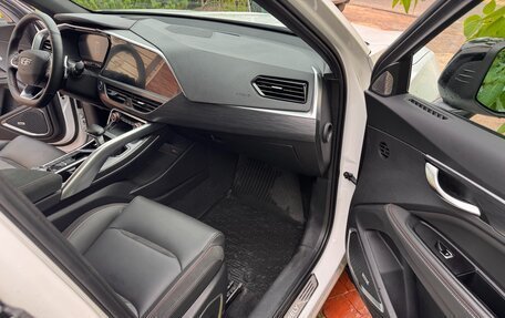 Geely Tugella FY11, 2023 год, 2 750 000 рублей, 14 фотография