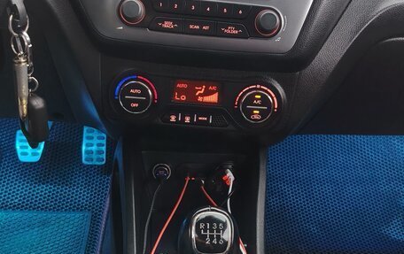 KIA Rio III рестайлинг, 2014 год, 850 000 рублей, 14 фотография
