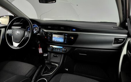Toyota Corolla, 2015 год, 1 245 000 рублей, 13 фотография