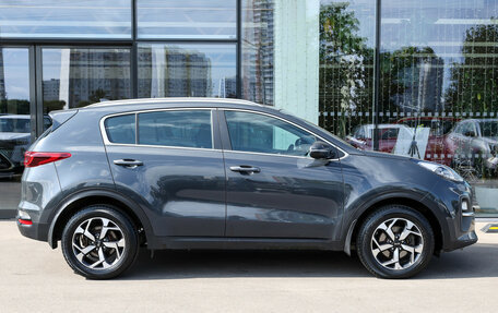 KIA Sportage IV рестайлинг, 2021 год, 2 049 000 рублей, 4 фотография