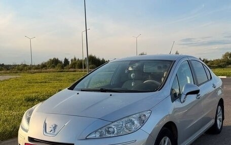 Peugeot 408 I рестайлинг, 2013 год, 900 000 рублей, 2 фотография