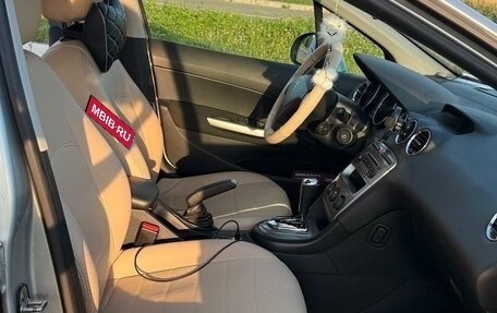 Peugeot 408 I рестайлинг, 2013 год, 900 000 рублей, 11 фотография