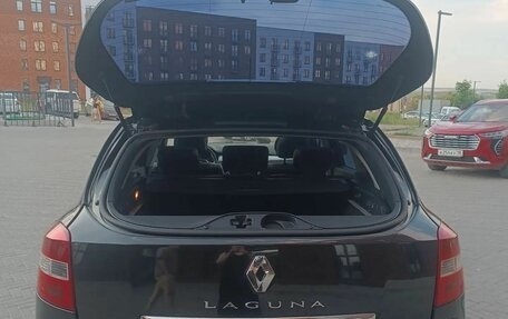 Renault Laguna III рестайлинг, 2008 год, 870 000 рублей, 34 фотография