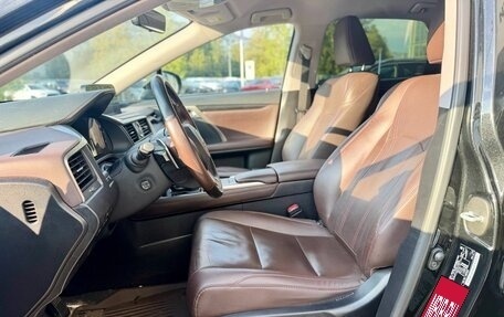 Lexus RX IV рестайлинг, 2020 год, 5 100 000 рублей, 18 фотография