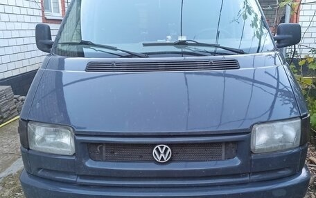 Volkswagen Caravelle T4, 1994 год, 680 000 рублей, 1 фотография