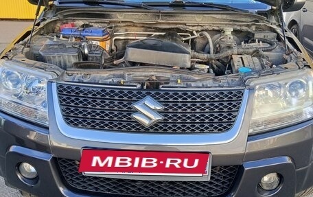 Suzuki Grand Vitara, 2011 год, 890 000 рублей, 31 фотография