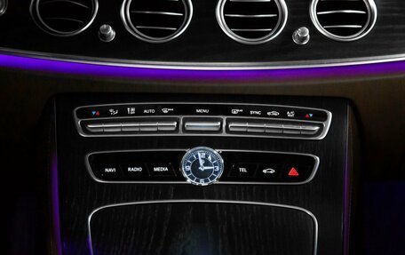 Mercedes-Benz E-Класс, 2018 год, 3 250 000 рублей, 12 фотография