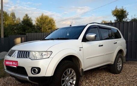 Mitsubishi Pajero Sport II рестайлинг, 2013 год, 1 300 000 рублей, 3 фотография