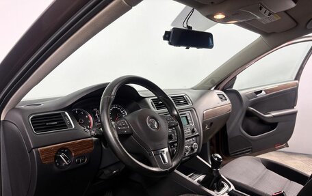 Volkswagen Jetta VI, 2014 год, 1 370 000 рублей, 10 фотография