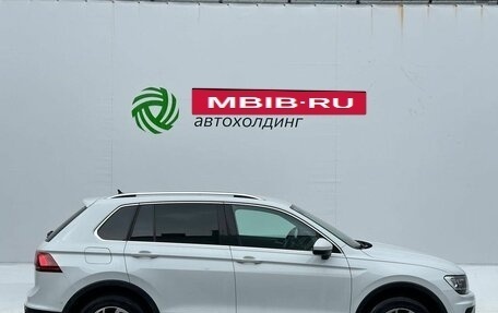 Volkswagen Tiguan II, 2018 год, 2 090 000 рублей, 4 фотография