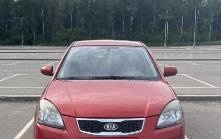KIA Rio II, 2010 год, 700 000 рублей, 1 фотография