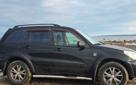 Toyota RAV4, 2004 год, 710 000 рублей, 3 фотография