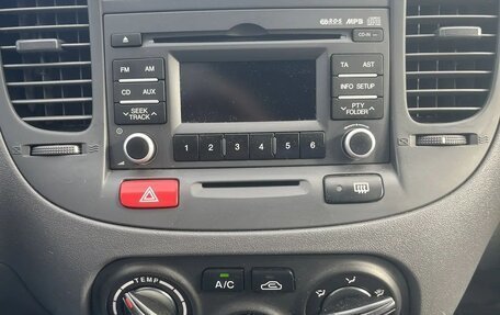 KIA Rio II, 2010 год, 700 000 рублей, 12 фотография