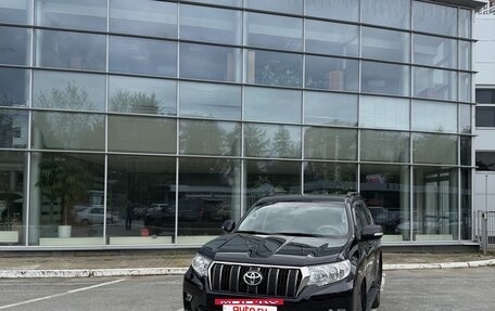 Toyota Land Cruiser Prado 150 рестайлинг 2, 2021 год, 4 490 000 рублей, 3 фотография