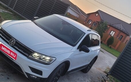 Volkswagen Tiguan II, 2019 год, 2 600 000 рублей, 3 фотография