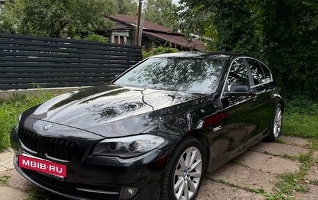 BMW 5 серия, 2012 год, 2 300 000 рублей, 2 фотография