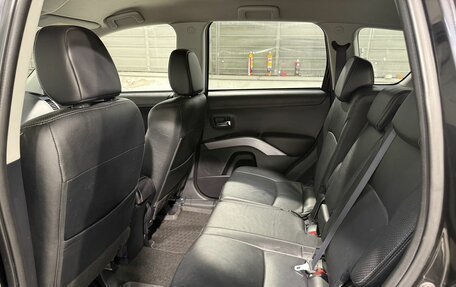 Mitsubishi Outlander III рестайлинг 3, 2012 год, 1 299 800 рублей, 6 фотография