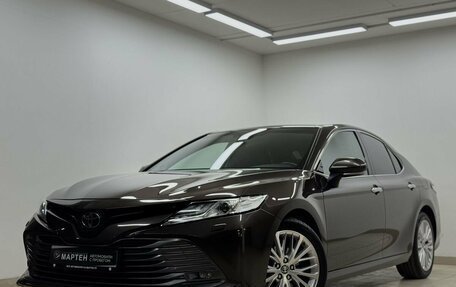 Toyota Camry, 2020 год, 3 120 000 рублей, 7 фотография