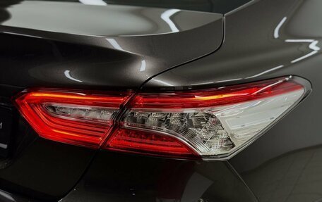 Toyota Camry, 2020 год, 3 120 000 рублей, 10 фотография