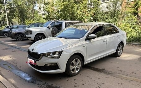 Skoda Rapid II, 2021 год, 1 950 000 рублей, 4 фотография