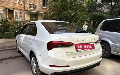 Skoda Rapid II, 2021 год, 1 950 000 рублей, 2 фотография