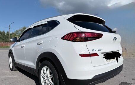 Hyundai Tucson III, 2019 год, 2 300 000 рублей, 6 фотография