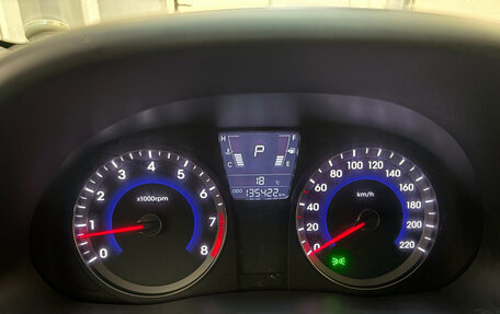 Hyundai Solaris II рестайлинг, 2012 год, 870 000 рублей, 6 фотография
