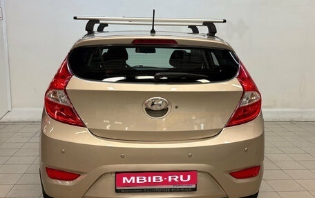 Hyundai Solaris II рестайлинг, 2012 год, 870 000 рублей, 3 фотография