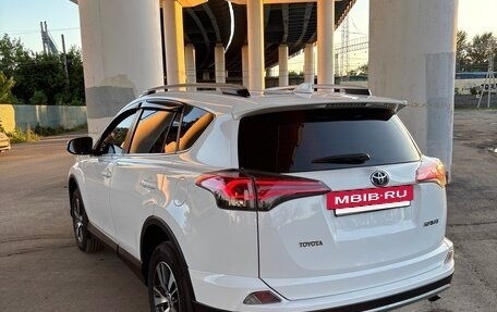 Toyota RAV4, 2016 год, 2 100 000 рублей, 9 фотография