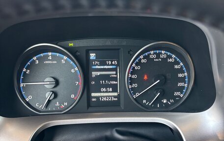 Toyota RAV4, 2016 год, 2 100 000 рублей, 24 фотография
