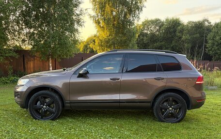 Volkswagen Touareg III, 2013 год, 1 799 000 рублей, 2 фотография