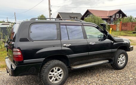 Toyota Land Cruiser 100 рестайлинг 2, 2005 год, 2 485 000 рублей, 5 фотография