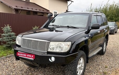 Toyota Land Cruiser 100 рестайлинг 2, 2005 год, 2 485 000 рублей, 3 фотография