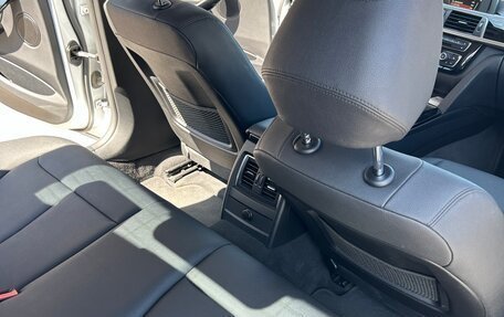 BMW 3 серия, 2017 год, 2 200 000 рублей, 10 фотография