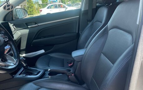 Hyundai Elantra VI рестайлинг, 2018 год, 1 450 000 рублей, 12 фотография