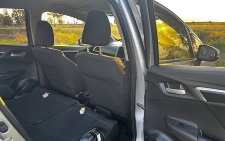 Honda Fit III, 2017 год, 950 000 рублей, 14 фотография