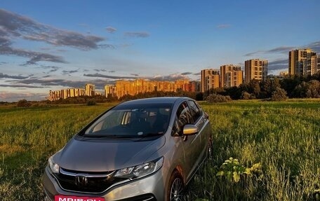 Honda Fit III, 2017 год, 950 000 рублей, 6 фотография