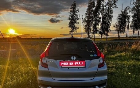 Honda Fit III, 2017 год, 950 000 рублей, 11 фотография