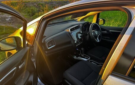 Honda Fit III, 2017 год, 950 000 рублей, 23 фотография