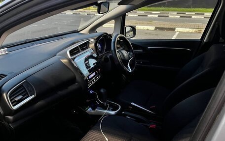 Honda Fit III, 2017 год, 950 000 рублей, 32 фотография