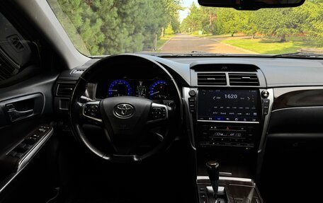 Toyota Camry, 2015 год, 1 995 000 рублей, 17 фотография