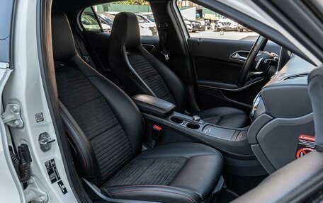 Mercedes-Benz GLA, 2018 год, 2 650 000 рублей, 8 фотография