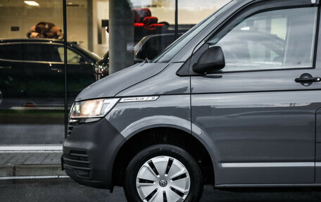 Volkswagen Caravelle T6 рестайлинг, 2020 год, 3 499 000 рублей, 10 фотография