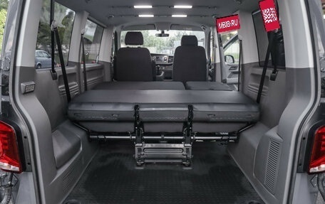 Volkswagen Caravelle T6 рестайлинг, 2020 год, 3 499 000 рублей, 28 фотография
