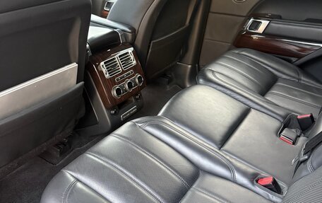Land Rover Range Rover IV рестайлинг, 2015 год, 3 600 000 рублей, 5 фотография