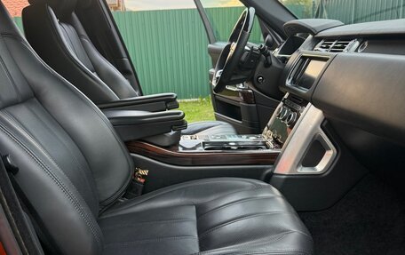 Land Rover Range Rover IV рестайлинг, 2015 год, 3 600 000 рублей, 8 фотография