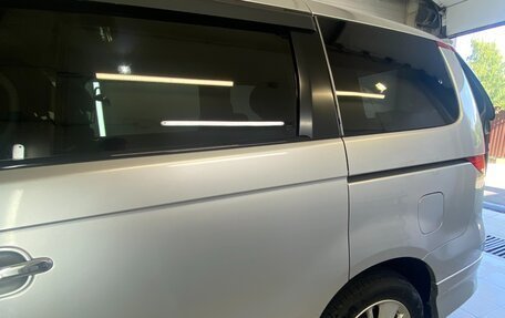 Honda Elysion I, 2008 год, 1 590 000 рублей, 13 фотография