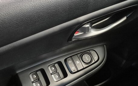KIA Rio IV, 2017 год, 1 629 000 рублей, 9 фотография